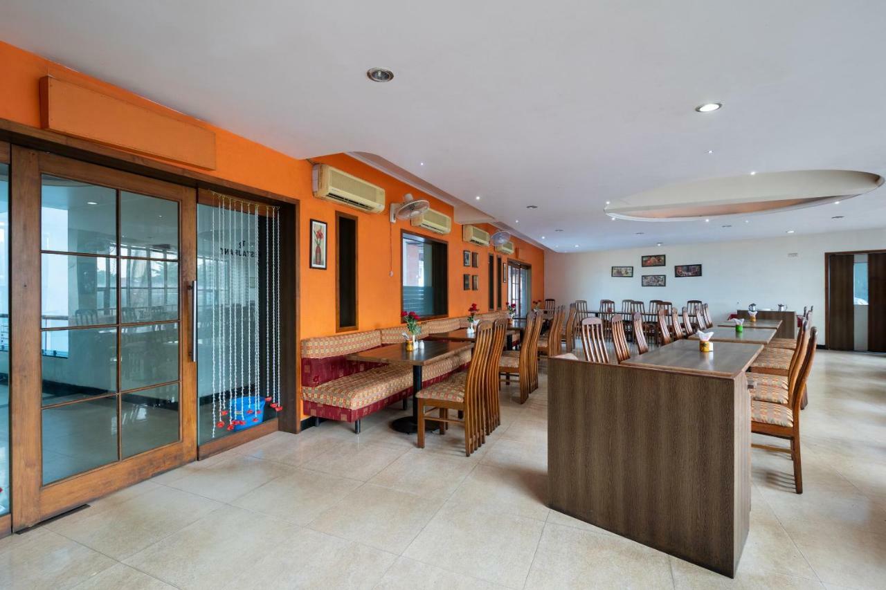 Oyo 44695 Hotel Mango Sawantwadi Exterior foto